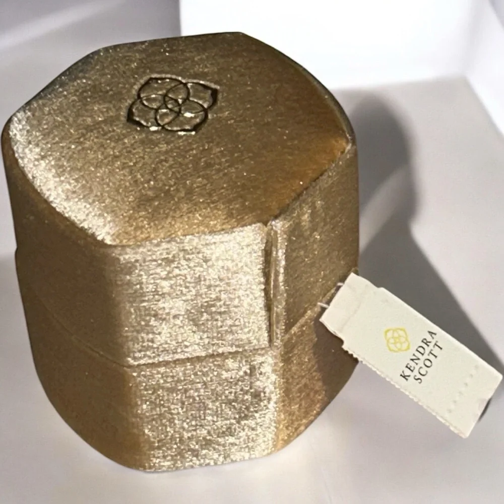 NWT Kendra Scott Davis Small Box in Gold - Picture 3 of 10